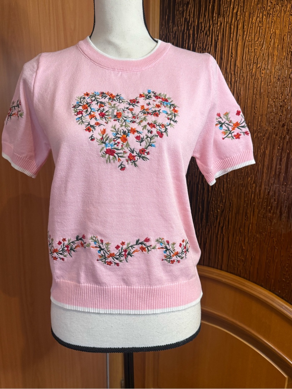 Dior Pink Short-Sleeve Sweater with Floral Heart Embroidery Sz 8